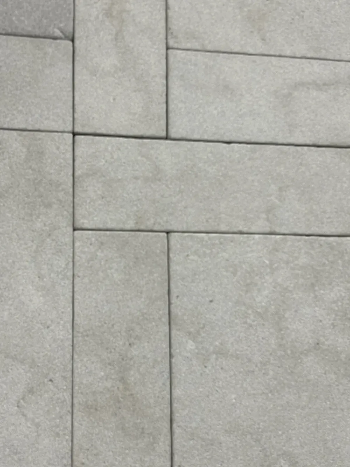 Atlas Gris Château Vieilli — Atlas Gris with Château Vieilli surface finish, image 1 of 5