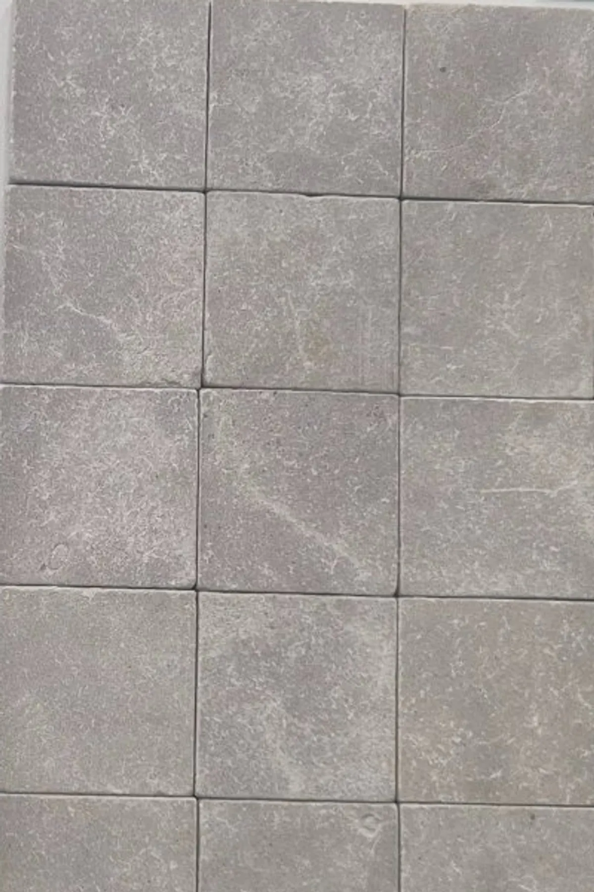 Atlas Gris Poli Mat Vieilli — application 1