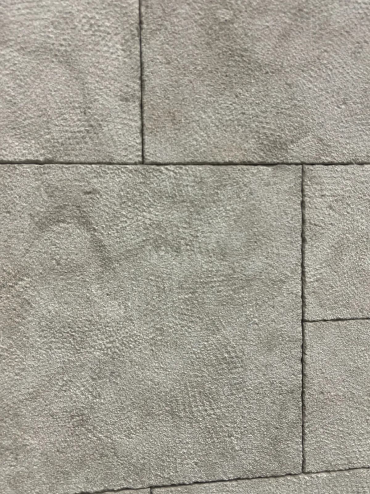 Atlas Gris Rustique — application 1
