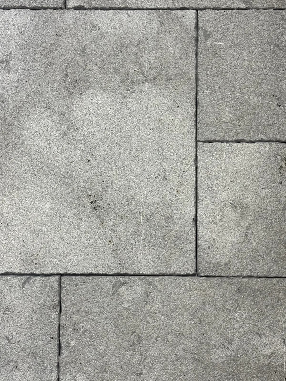 Montravel Château — Montravel with Château surface finish, image 1 of 6